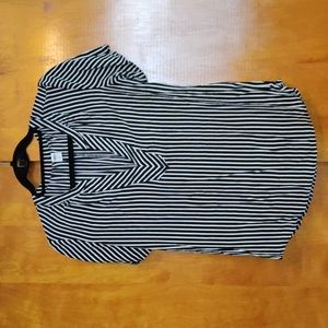 Old navy striped shirt sleeve shirt